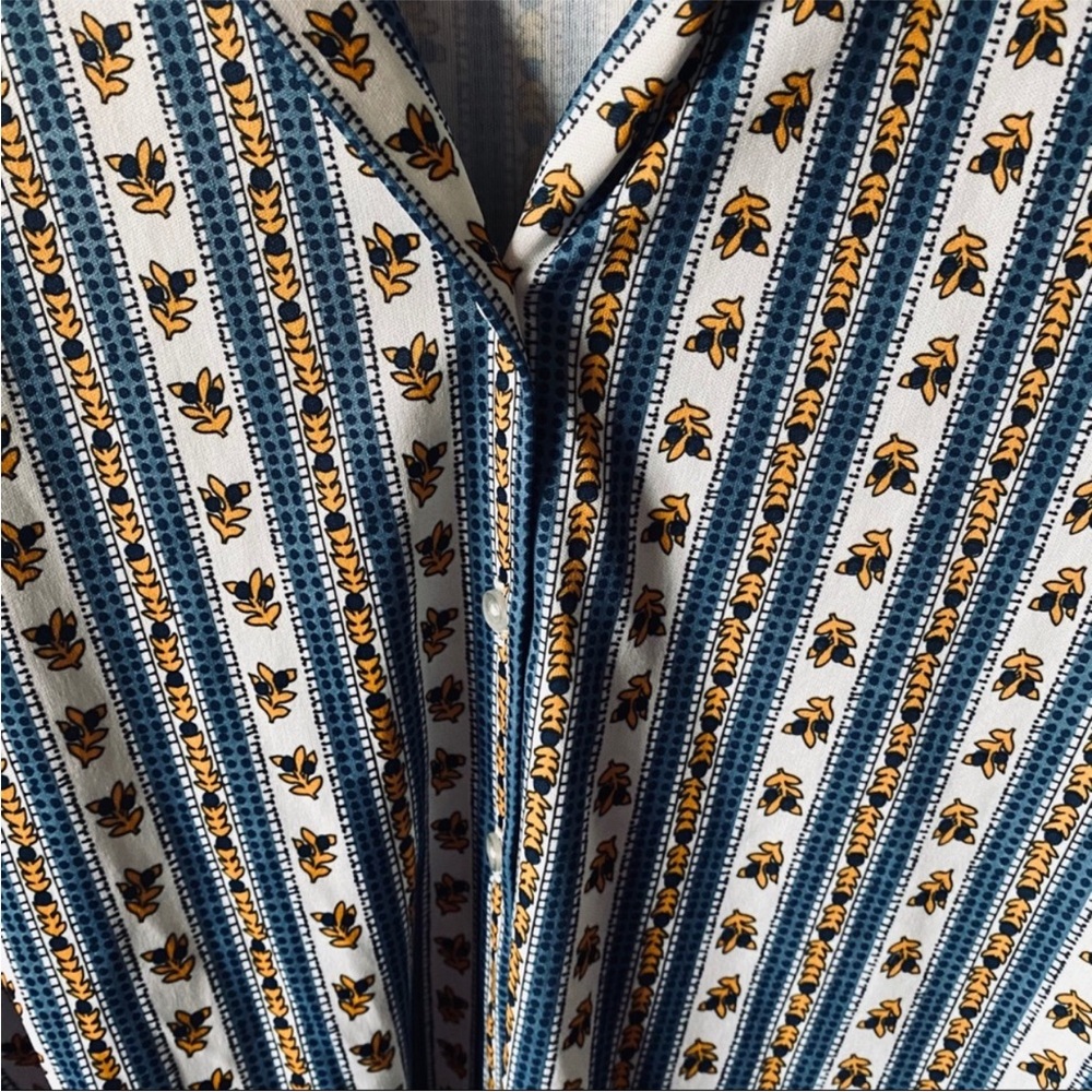 Jack Winter printed button down blouse - image 5